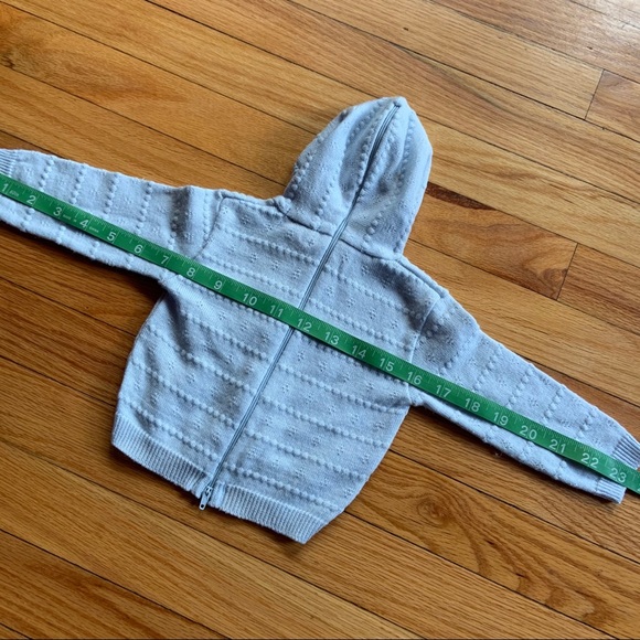 Vintage Baby Blue Zip back hooded sweater - Picture 4 of 8
